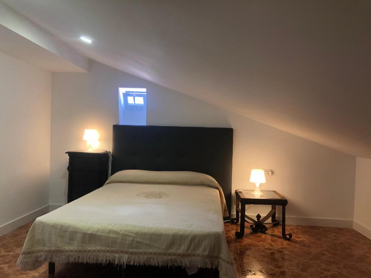 Apartamento Turistico Atico La Taberna Arenas de San Pedro Εξωτερικό φωτογραφία